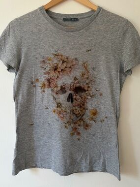 Alexander McQueen Gray Tee with Floral Skull Motif